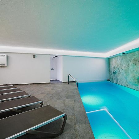 Apartments Maleric With Indoor Pool And Wellness Dragatus Exterior photo