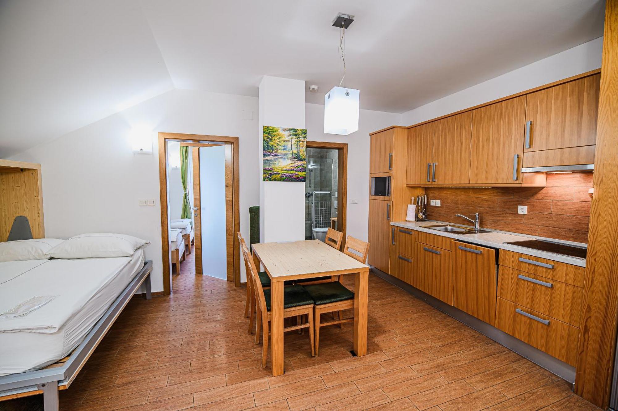 Apartments Maleric With Indoor Pool And Wellness Dragatus Room photo